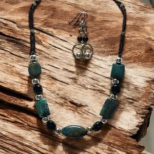 Elegant Blue Green Turquoise, Black Onyx and Silver Necklace Set